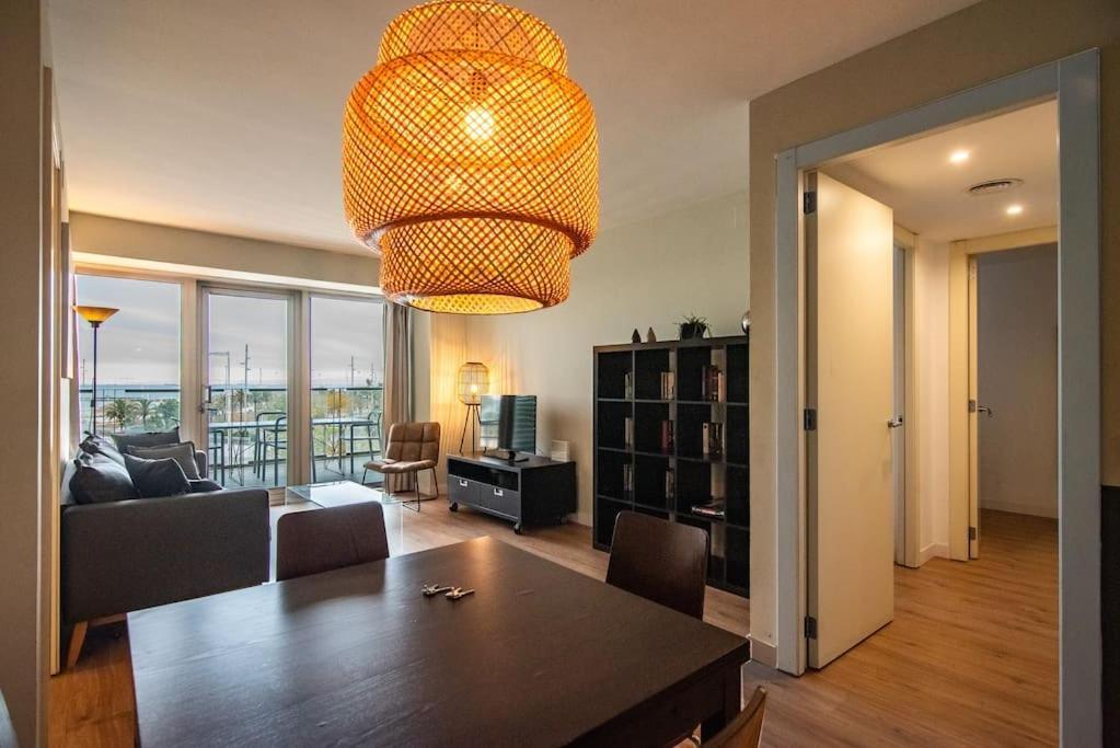Apartament Unique Rentals-seafront Luxe *