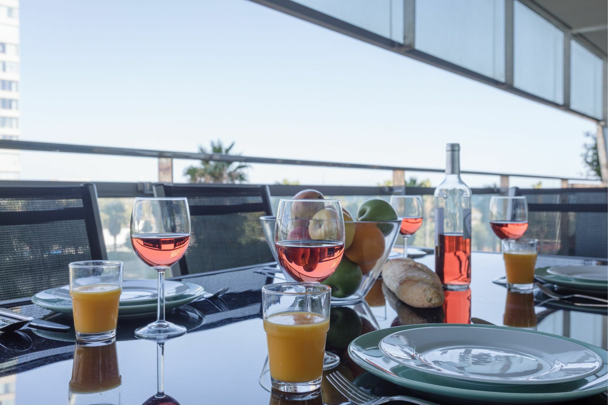 Unique Rentals-seafront Luxe Apartament *